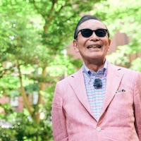 タモリ、東大を“ブラブラ”　赤門、安田講堂に隠された秘密に迫る