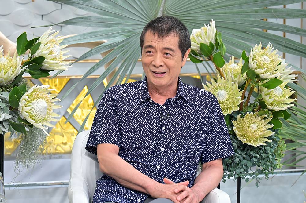 矢沢永吉が語る「YAZAWA伝説」の真相　ファン代表の鈴木京香が“マイクパフォ”の裏話に迫る