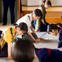 ドラマ「ちはやふる」涙の最終回　永世クイーン若宮詩暢（松岡茉優）登場