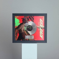 米津玄師、史上初の快挙 「KICK BACK」が全米レコード協会プラチナ認定