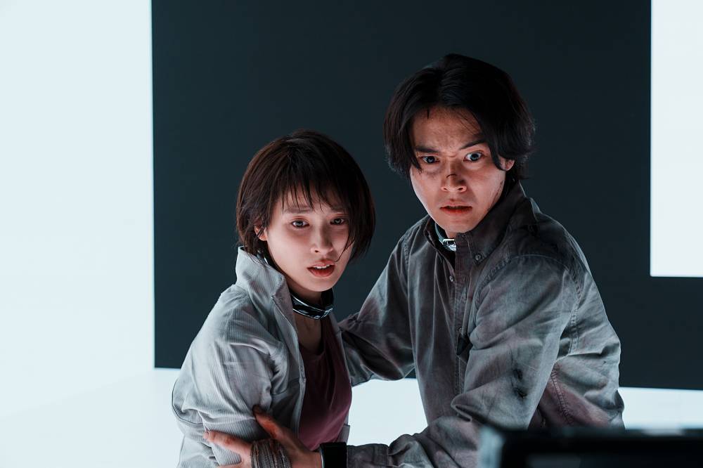 山﨑賢人＆土屋太鳳W主演「今際の国のアリス」最新作が世界87か国でTOP10入り