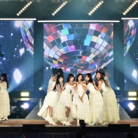 乃木坂46「Rakuten GirlsAward 2025 A/W」