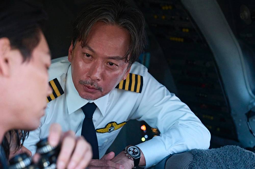 椎名桔平、映画「グッドニュース」で旅客機の機長役「スケールの大きさに息をのみました」　