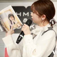 桜田ひより、1stスタイルブック「ひよりごと」発売記念イベント