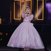「モーニング娘。’25 コンサートツアー秋 ～Movin’ Forward with Hope～ 羽賀朱音・横山玲奈卒業スペシャル」