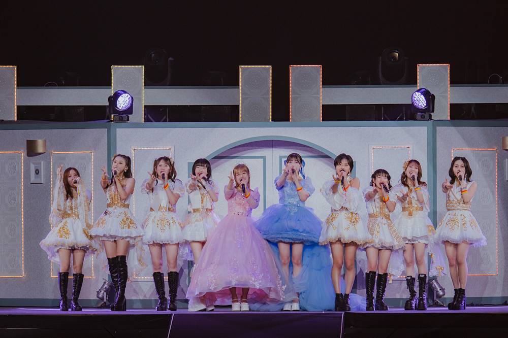 モー娘。、羽賀朱音＆横山玲奈が卒業　約１万１千人のファンが見守る会場で35曲を披露