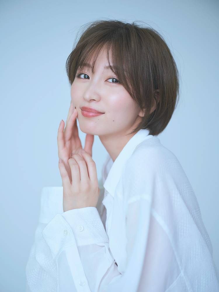 岡崎紗絵、年末年始のフジ系特番を“席巻”へ　大みそか生放送から元旦、旅番組まで