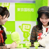 ＝LOVE大谷映美里＆野口衣織『スマホを使ったe-Tax体験』