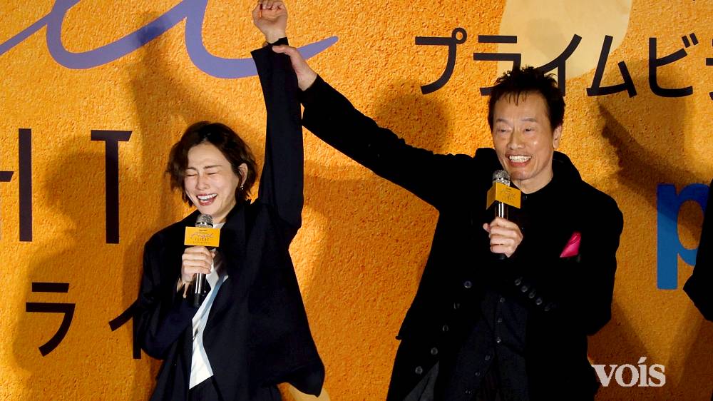 米倉涼子、不起訴処分後初の公の場　遠藤憲一の励ましに涙ぐむ「涼子ちゃん、良かったね」