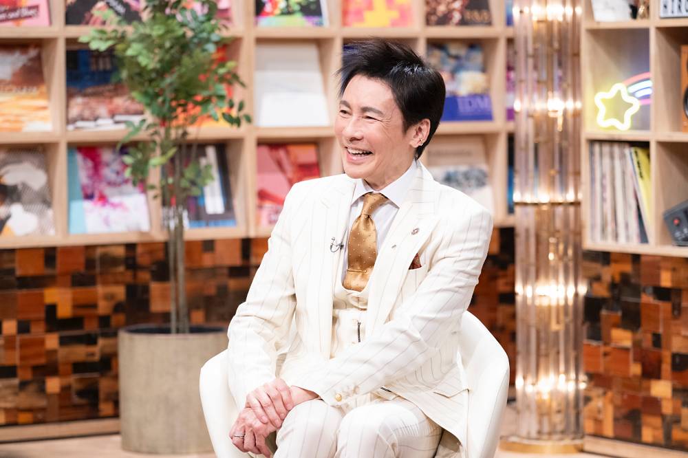 郷ひろみ、倉庫型家具店で爆買い!?　意外すぎる一面に大泉洋も大爆笑