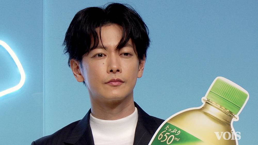 佐藤健、ラジオ設定でお悩み相談も…司会者の無茶ぶりに思わず「さっきから難しいことを…」