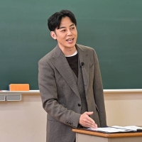 『学校では教えてくれない“夢とお金”の熱血授業』