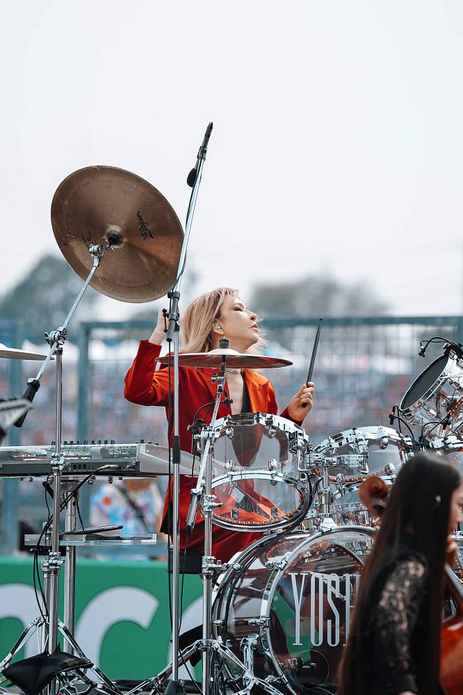 YOSHIKI、F1日本グランプリ決勝スタート前セレモニーに登場　特別アレンジで国歌披露