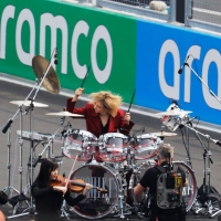 YOSHIKI、F1日本グランプリ決勝で国歌披露