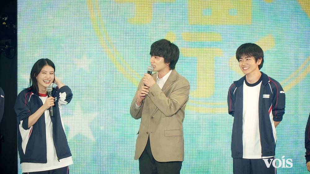 月9「サバ缶」北村匠海、サプライズ登場　出口夏希らはジャージ姿でランウェイ