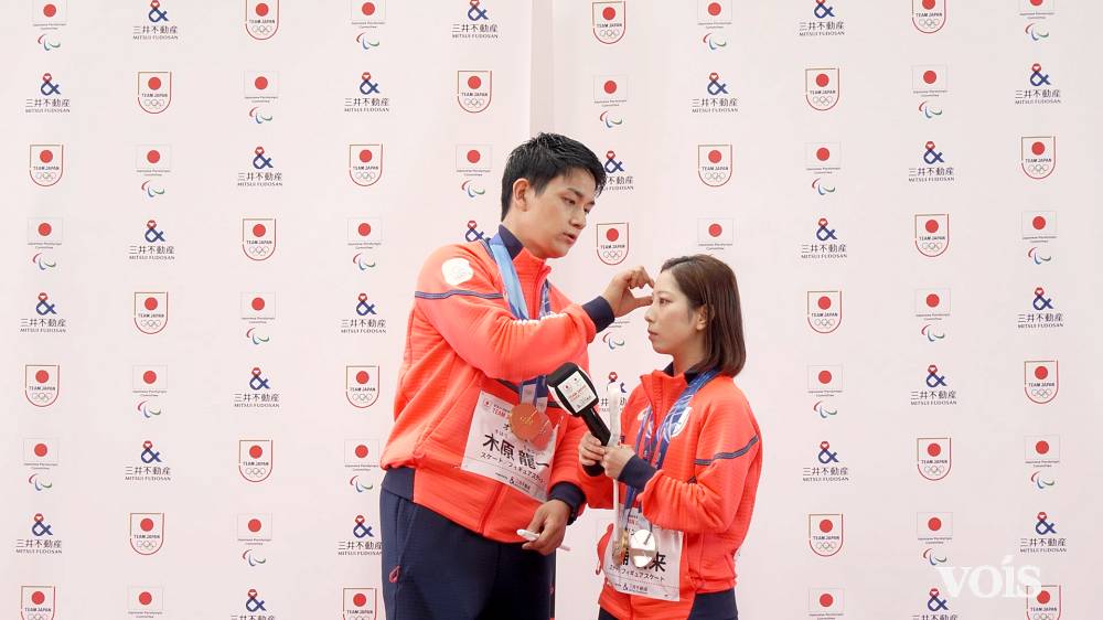 “りくりゅう”三浦璃来＆木原龍一、五輪パレード参加　沿道の声援に「泣きそうになった」