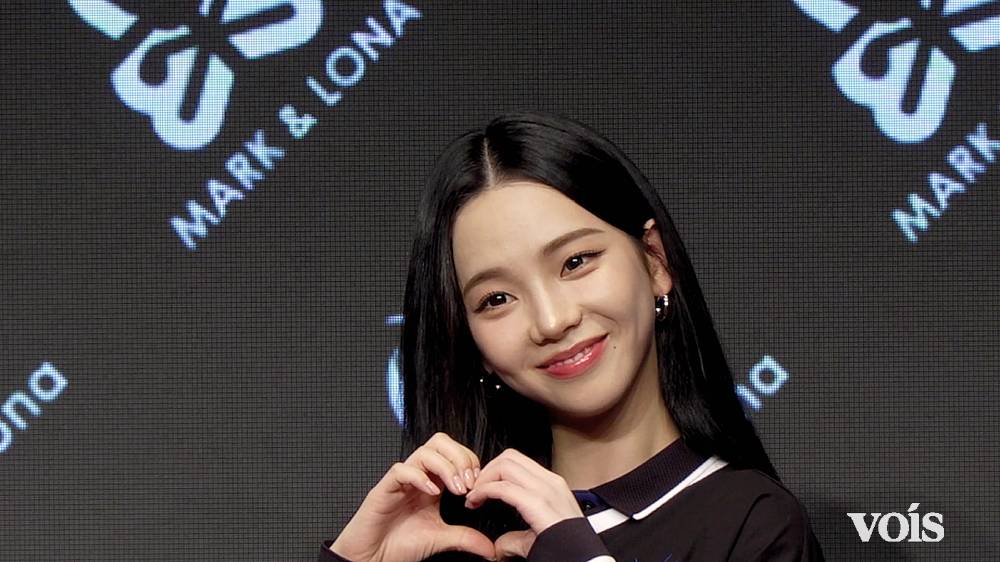 aespa KARINA、ゴルフウェア姿でパターに挑戦　「MARK & LONA」新アンバサダー就任