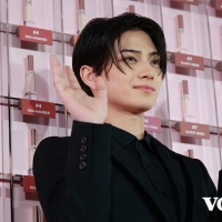 「YSL LOVENUDE HOTEL TOKYO SECRET CHECK-IN」レセプション
