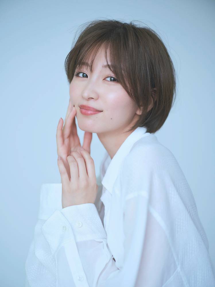 岡崎紗絵、松村北斗主演ドラマ『告白』ヒロイン役に決定「丁寧に、大切に、演じていきたい」