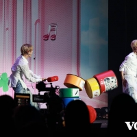 8TURN「KCON」X STAGEに登場