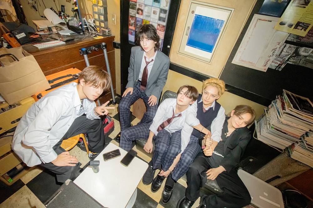 STARGLOW、和気あいあいとしたオフショット満載「Good Boys Anthem」MVメイキング映像公開