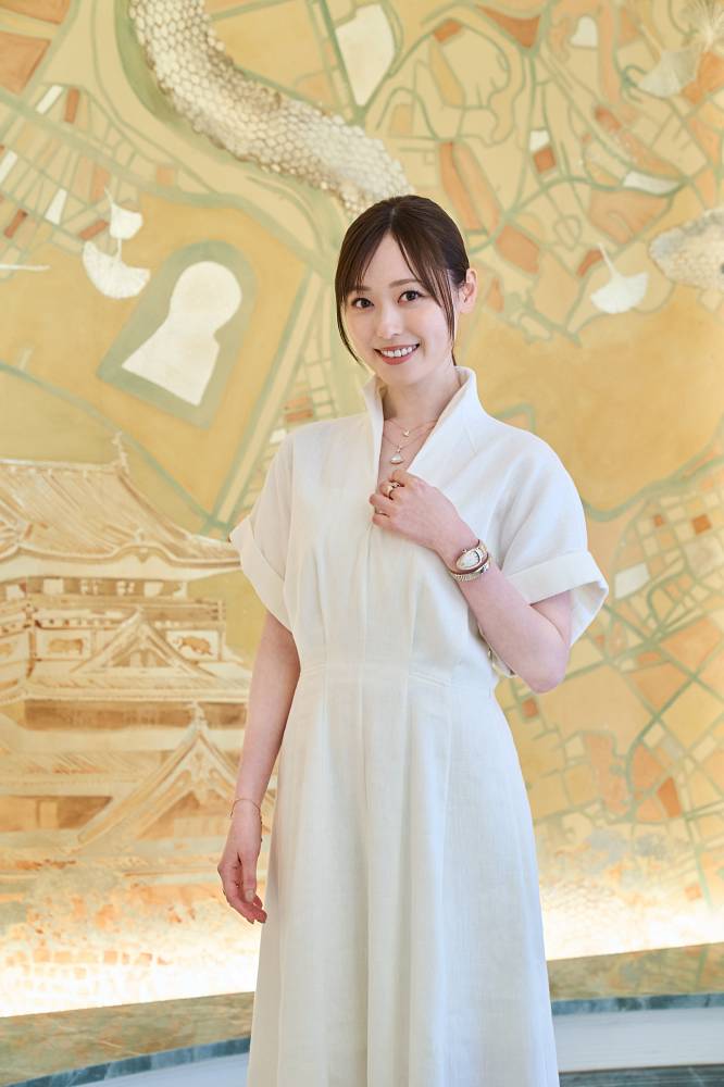 福原遥「ブルガリ 心斎橋」へ来場「特別な世界観が広がっていて感動」