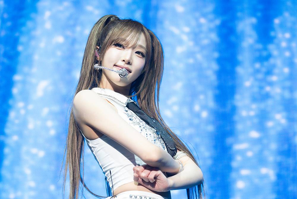 IZ*ONE出身YENA、約１年半ぶりとなる日本コンサートに幕　独自の“異世界”がさらにスケールアップ