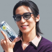 Snow Man目黒蓮「Zoff」新TVCMでスタイリッシュな姿を披露