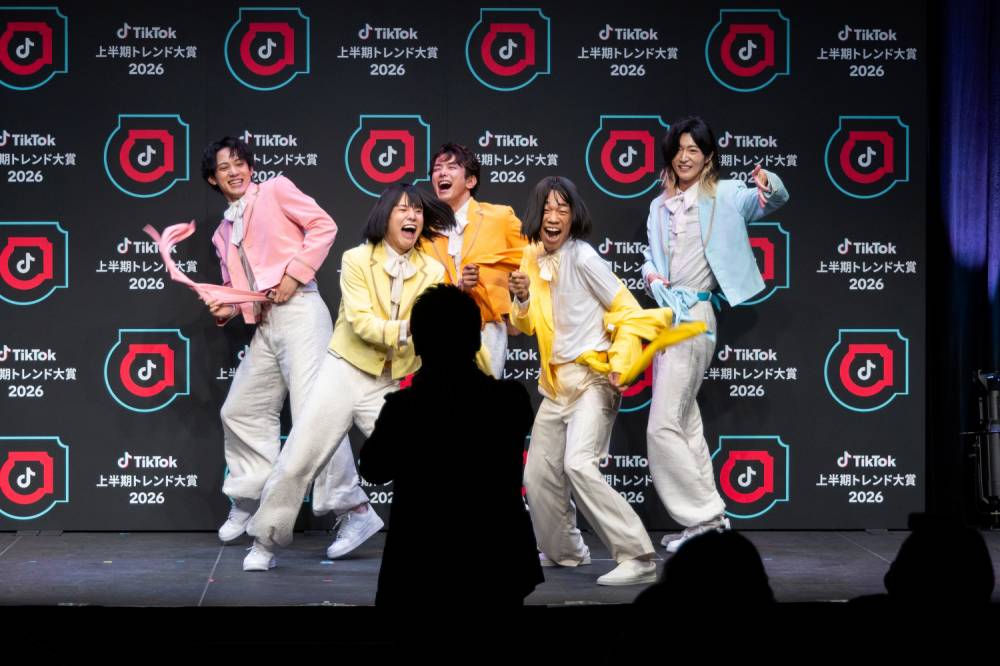 モナキ、おヨネが老ヨネと対面　大賞受賞でお祝いに