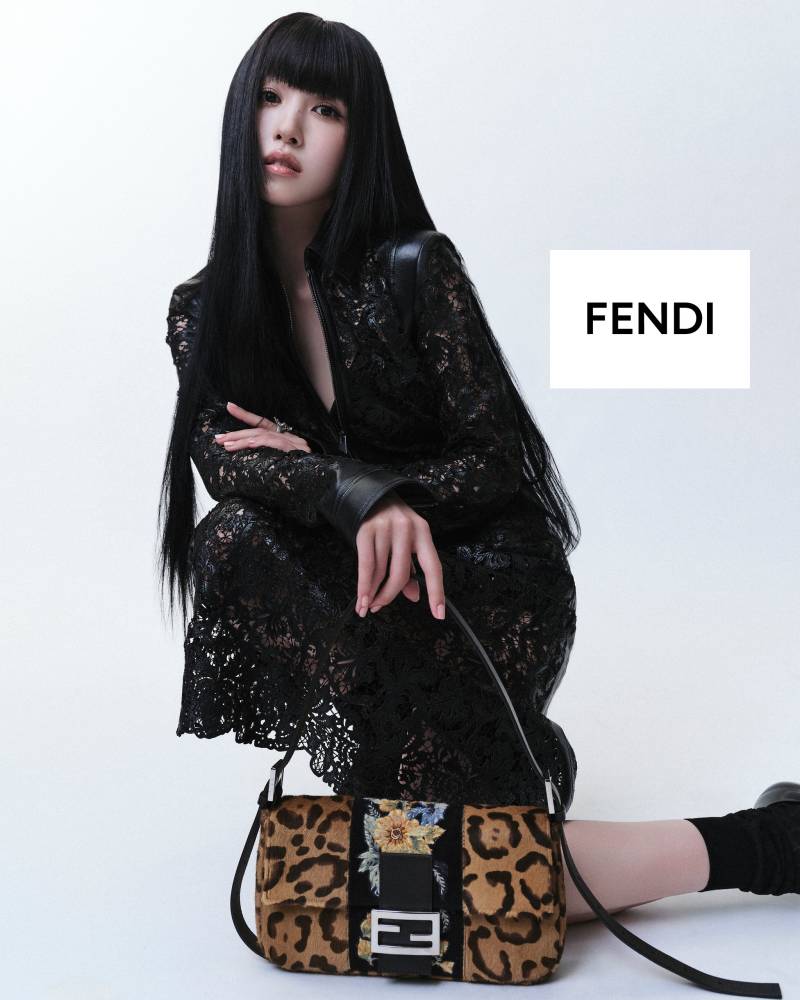 TWICE MINA、FENDI「Baguette」グローバルキャンペーンの10人の一人に