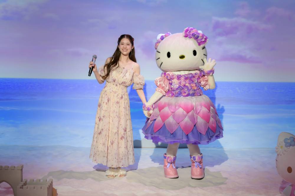 松村沙友理、ハローキティにメロメロ「もしかして運命共同体かも!？」