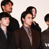 映画「キングダム 魂の決戦」初日舞台挨拶