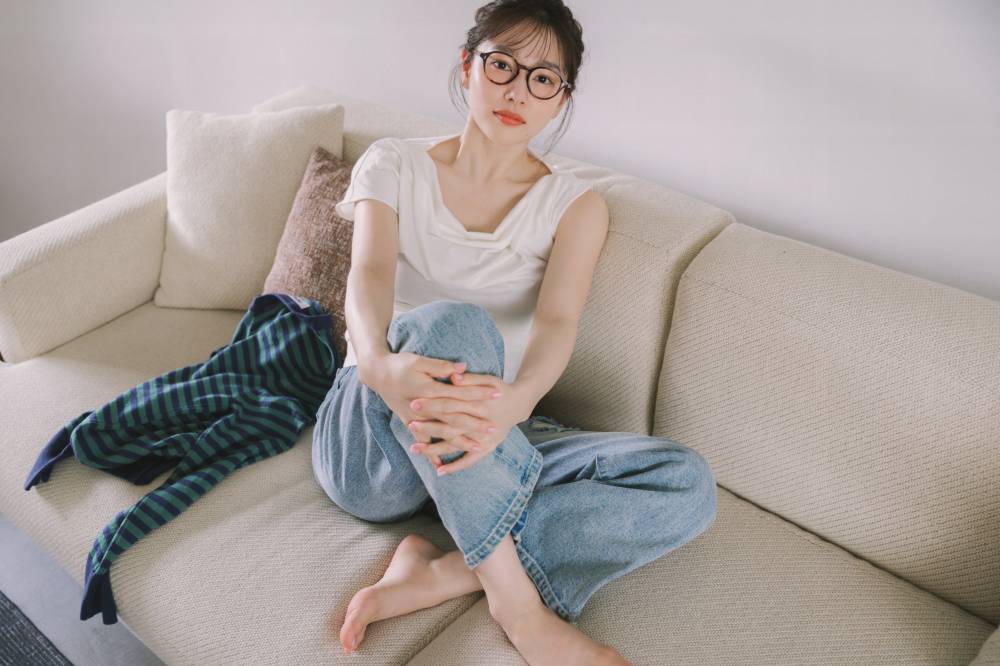 桜井日奈子、素すぎる“日奈子の１日”を切り撮る　27年カレンダーブック発売決定