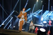 浮所飛貴、セクシー