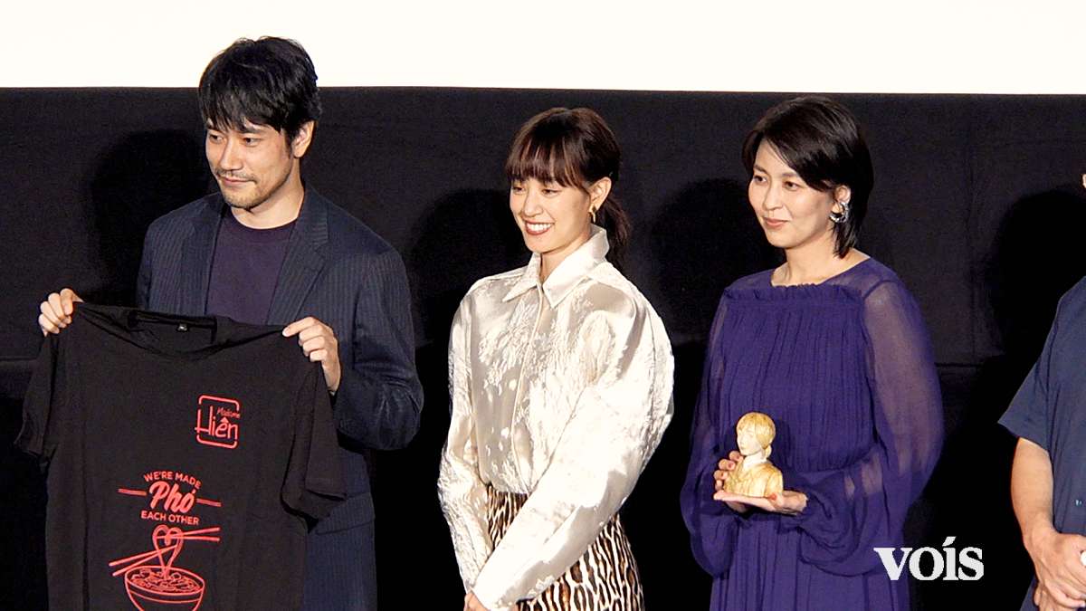 松山ケンイチ、松たか子の珍プレゼントに苦笑い　カンヌ土産で「フォーのTシャツ！」