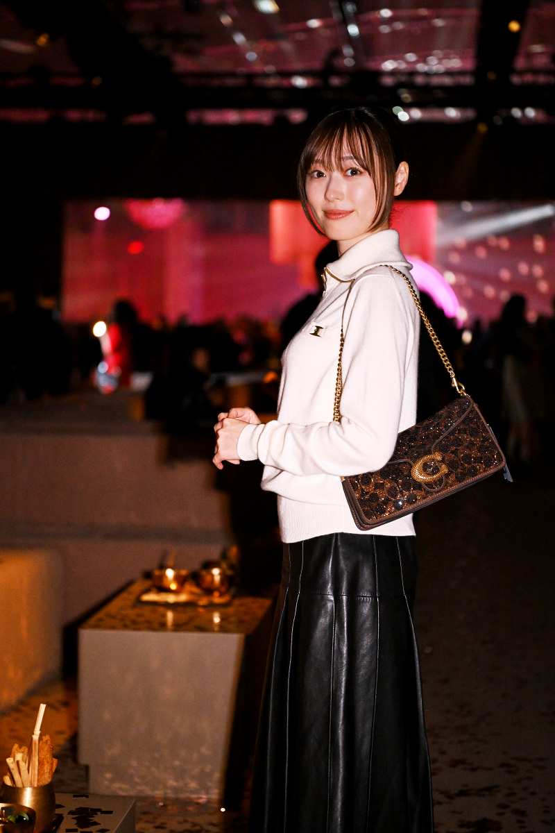 福原遥、白ニットで自分らしく　「COACH」ショーを初鑑賞「とても楽しくあっという間」