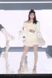 櫻坂46田村保乃、洗練ニーハイ