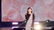 乃木坂46井上和、チェック柄キャミワンピ×黒カーデ　美しさ放つクラシカルガーリー