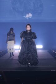 FRUITS ZIPPER・松本かれん、印象ガラリ