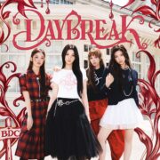 Baby DONT Cry、ワーナーミュージック・ジャパンより日本デビュー決定